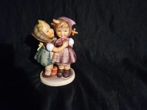VTG HUMMEL GOEBEL TELLING HER SECRETS GIRL WHISPERING TO ANOTHER GIRL W. GERMAN - Picture 1 of 1