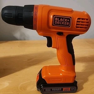 Trapano/Avvitatore senza fili Black & Decker 20V Max PowerConnect kit 30 pezzi LD120VA NIOB - Foto 1 di 13