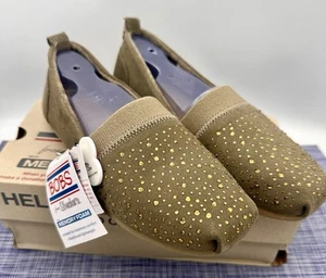 Bobs By Skechers Luxe Womens Slip On Shoes Taupe Suede Rhinestones Size 7.5 NIB - Picture 1 of 10