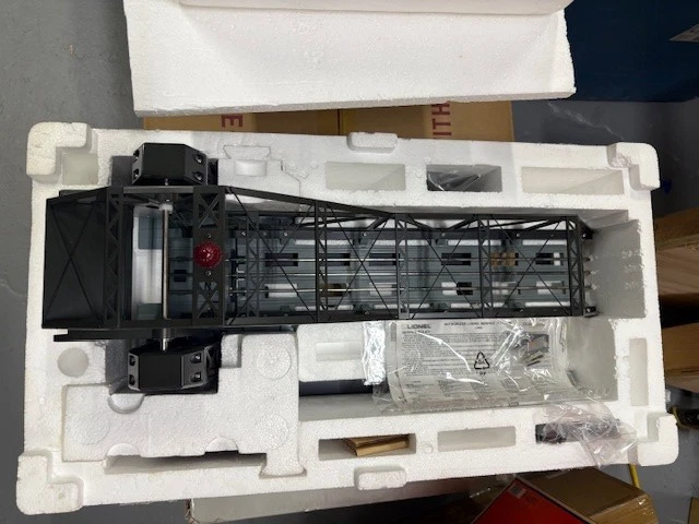 LIONEL 22972 O GAUGE #313 OPERATING BASCULE Bridge.  NIB - Image 1 of 3