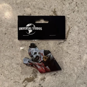 2025 Universal Halloween Horror Nights HHN Frame Terrifier Pezzo Nuovo Sigillato! - Foto 1 di 2