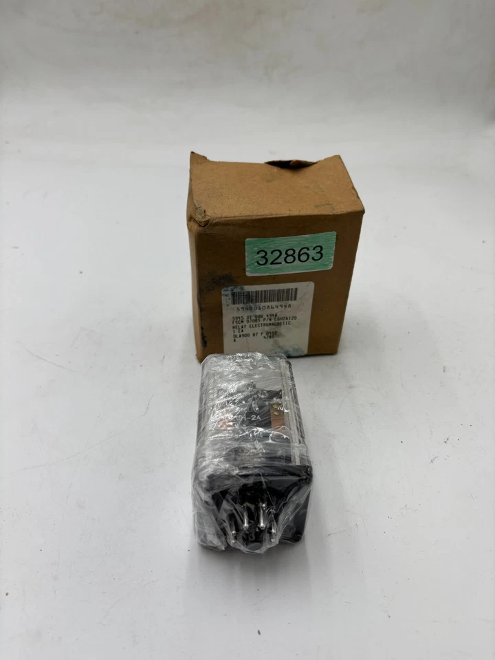 Line Electric LGH2A120 Electromagnetic Relay - Image 1 of 3