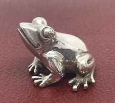 Lovely Vintage Small Sterling Silver Frog Collectable 