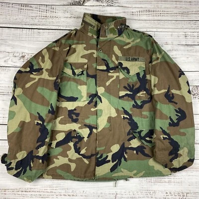 Chaqueta de Campo De Colección Ejército de Estados Unidos Grande Regular Abrigo para Clima Frío Ropa Americana Camuflada Foto 1 de 4