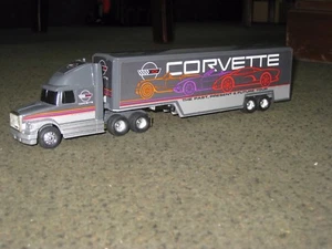ERTL WHITE GMC cab with Drop Bed trailer 1/64 Scale Diecast metal corvette #T143 - Picture 1 of 10