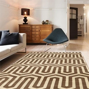 Linon Roma Tangent Power Loomed Polypropylene 8'x10' Rug in Ivory - Picture 1 of 5