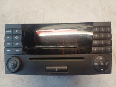 36E* Mercedes E-Clase W211 Reproductor CD Radio A2118209789 2118209789 - Imagen 1 de 4