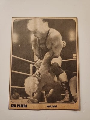 Tarjeta coleccionable de la revista Wrestling Superstars 1981 Ken Patera WWF AWA OLYMPIAN Foto 1 de 3
