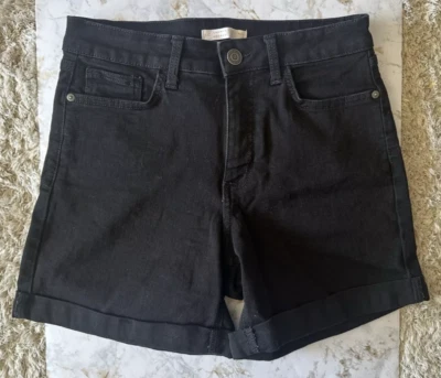 Pantalones cortos LC Lauren Conrad negros de mezclilla con puños para mujer talla 6 Foto 1 de 4
