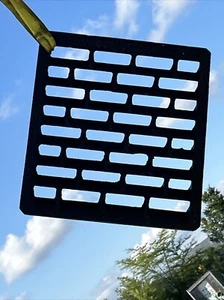 NEENAH FOUNDRY VANE GRATE R-3526 Cast Iron USA EXPY INLET BARRIER MOUNTABLE CURB - Picture 1 of 18