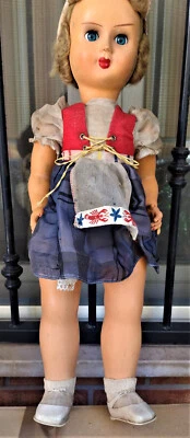 ANTICA  BAMBOLA  IN CELLULOIDE EPOCA ANNI 50/60 DI CIRCA  55 CM (2) - Immagine 1 di 4