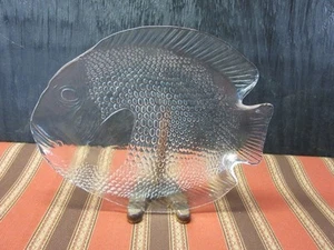 FISH PLATE - CLEAR GLASS - FRANCE - ARCOROC POISSON 10-1/2" x 8-3/8" - Picture 1 of 1