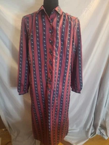 Vintage Tailored By Country Miss Size 12 Red Blue Night Shirt Gown French horn - Picture 1 of 6