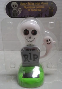 Solar Powered Dancing Skull with Ghost Bobble Head - Picture 1 of 4
