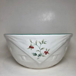 Pfaltzgraff WINTERBERRY 7" Basketweave Vegetales Servir Cuenco Navidad - Imagen 1 de 5