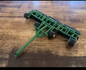 1/64 Custom John Deere High Speed Disk Farm Toy - Picture 1 of 1