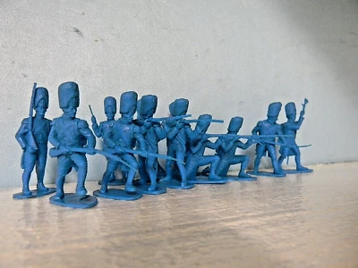 12 Airfix Guardia Antigua Napoleónica 7 poses (anuncio de septiembre) Foto 1 de 4