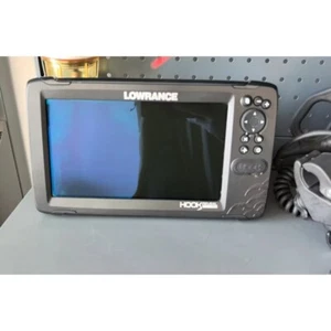 Lowrance Hook Reveal 9 TripleShot - 9-inch Fish Finder with Power Cord and C-MAP - Picture 1 of 4