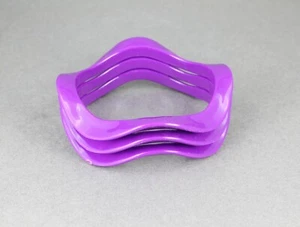 Purple bangle bracelet set 3 wavy plastic bracelets squiggle hippie boho style - Picture 1 of 6
