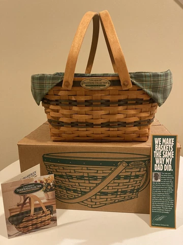 Longaberger Traditions 1996 Community Basket w/ Liner, Protector, & Original box Cover