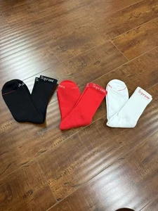 Un par - Calcetines Supreme/Hanes (individuales) 100% AUTÉNTICOS NUEVOS talla 6-12 - Imagen 1 de 4