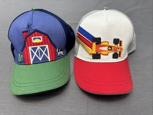 Gymboree Kleinkind Mütze Rennwagen Bauernhof Größe 4T/5T bestickt - Bild 1 von 11