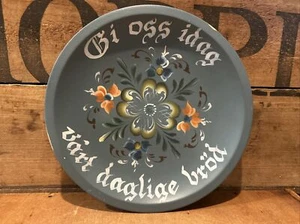 Plato de madera pan diario vintage noruego pintado a mano arte popular 9,5" - Imagen 1 de 8