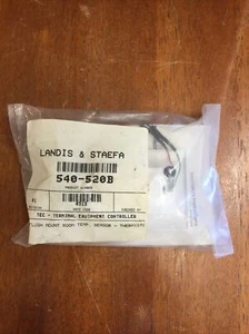 Siemens Electronic Room Sensor Part Number 540-520B - Picture 1 of 2
