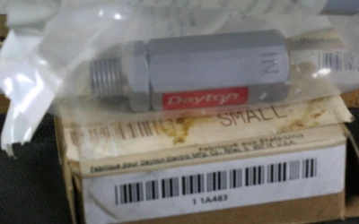 One (1) Dayton 1A483 1/4" Air Tool Filter 40M USA NEW - Image 1 of 4