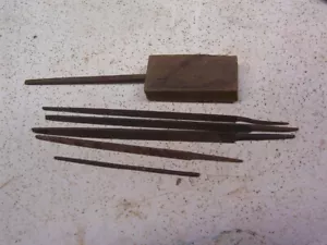 3 CORNER STEEL FILES / 6 PIECES - Picture 1 of 2