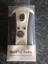 Wind Up Torch Radio 