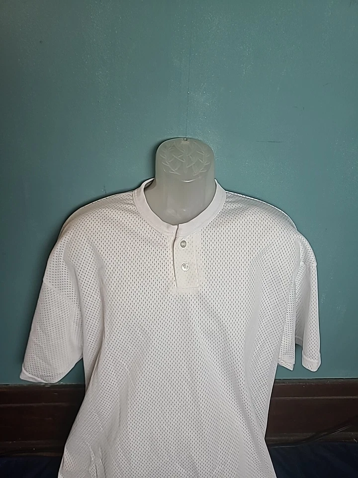 Camiseta deportiva de malla con botones vintage de los 80 y 90 para hombre talla XL blanca  Foto 1 de 4