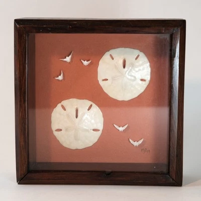 Caja de sombra de dólar de arena obra de arte náutico vintage 6" x 6" firmada "MJP 1979" Foto 1 de 4