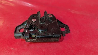 Cierre capó delantero Mitsubishi Outlander 2022-2024 5908A291 - 26 k millas Foto 1 de 4