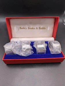 Set in scatola di 4 anelli tovaglioli in peltro Bailey Banks & Biddle - Foto 1 di 2