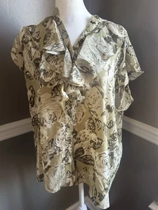 Neu mit Etikett Tahari grün Blätterdruck Rüschen Knopfleiste Kurzarm Bluse Oberteil XL - Bild 1 von 5