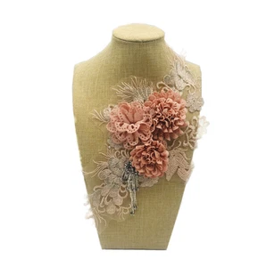 3D Blumen bestickt Ausschnitt Spitze Kragen Borte Nähen Patch Applikation Corsage - Bild 1 von 7
