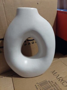 Candlelight White Speckled Donut Vase 25x19cm - Picture 1 of 6