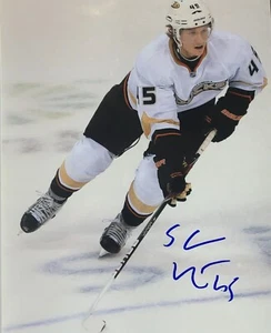 Foto firmada de Sami Vatanen Anaheim Ducks 8x10 - Imagen 1 de 1