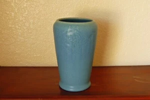 Magnificent Rookwood Arts Crafts Roses Flower Vase "XVII" 1917 #2013 Matte Blue - Picture 1 of 11