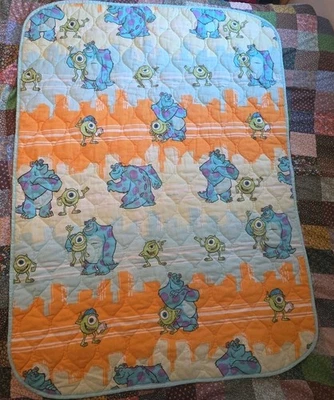 Винтажная детская кроватка Disney Pixar Monsters Inc цветное одеяло Mike and Sully 40 x 55 дюймов - Изображение 1 из 4