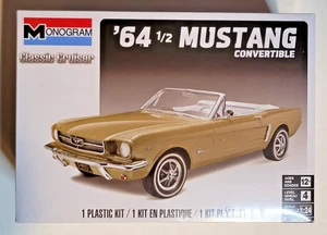 Monograma 1964 1/2 Mustang Convertible Escala 1:24 Modelo Coche Kit Classic Cruiser - Imagen 1 de 4