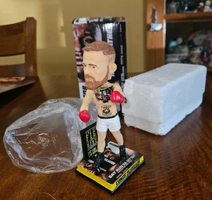 Conor McGregor UFC Mayweather vs. McGregor Special Edition Bobblehead UFC - Bild 1 von 8