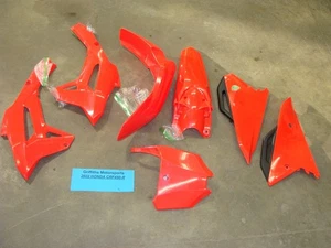 2022 Honda CRF450R red plastic fender radiator side shrouds number plate set - Picture 1 of 14