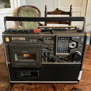 Vintage AIWA TPB-250 5-Band Radio Cassette Recorder - Powers On AS-IS Shortwave - Bild 1 von 14