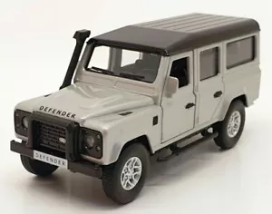 1/36 Land Rover Defender 110 Station Wagon 1995 Silver Model by Tayumo 36100011 - Picture 1 of 4