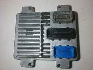 2004-2008 Chevy Malibu 3.5L Engine Computer Control Module 12592927 (M92) - Picture 1 of 4