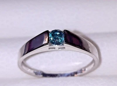 SOLITÄR RING MIT SKY-BLUE BRILLANT  0.33ct.  ZERTIFIKAT RW 66/21 WG 375/9K NEU - Bild 1 von 4