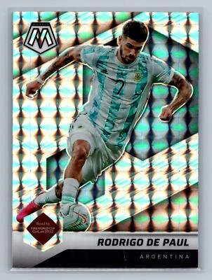 Rodrigo de Paul 2021-22 Panini Mosaic FIFA World Cup Mosaic Argentina #15 - Image 1 of 2