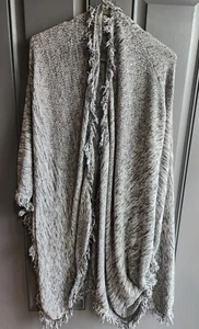 Michael Stars Gray Knit Wrap Poncho Blanket Cape Fringe 100% Cotton One Size OS - Picture 1 of 7